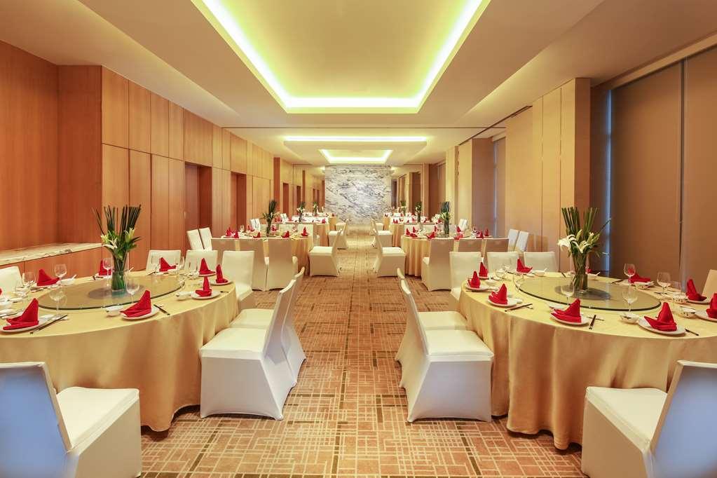 Hilton Garden Inn Ningbo Facilidades foto